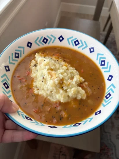 Tomato gojju in a bowl